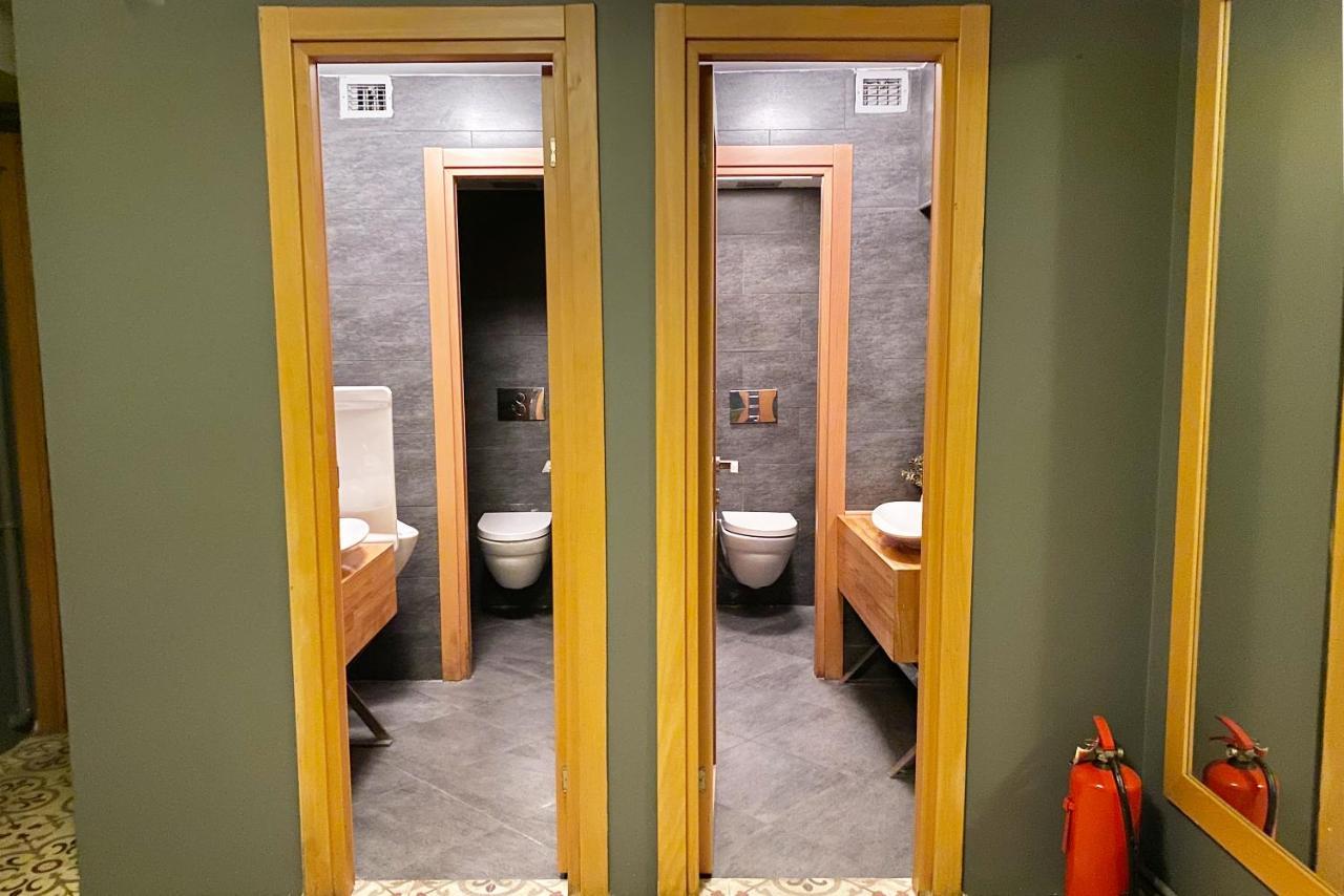 Casa Rosso Suite Hotel Istanboel Buitenkant foto