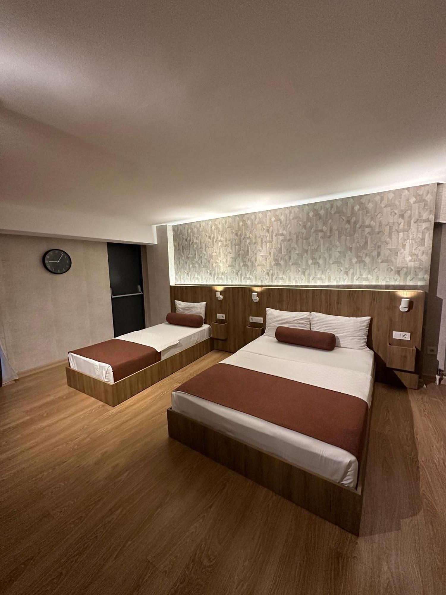 Casa Rosso Suite Hotel Istanboel Buitenkant foto